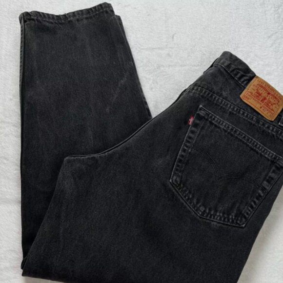 Vintage Levi'sRed Tab 550 Jeans